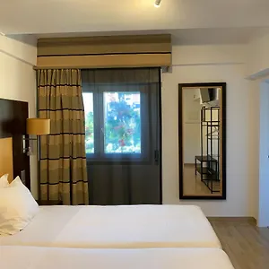 Discovery Guest house Carnaxide