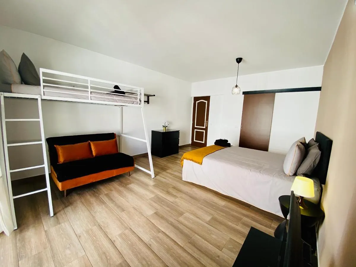 Bed & Breakfast Stay On Top Old Town Lagos